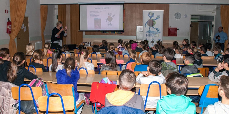 Prezentacija edukativnih slikovnica Hrvatskih voda u školi u Medulinu i Ližnjanu